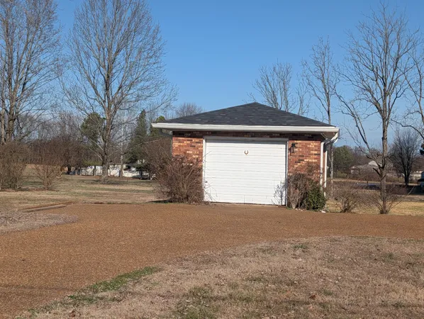 $2,000 | 7010 Bethel Road, Greenbrier, TN 37073
