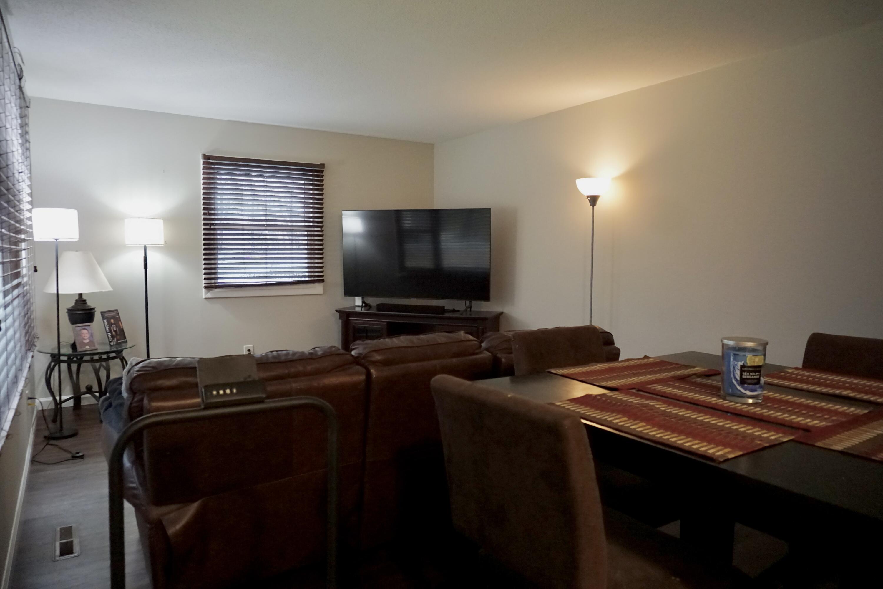 2096 Horton Road Muskegon, MI 49445 - Photo 11 of 28 DSC06057