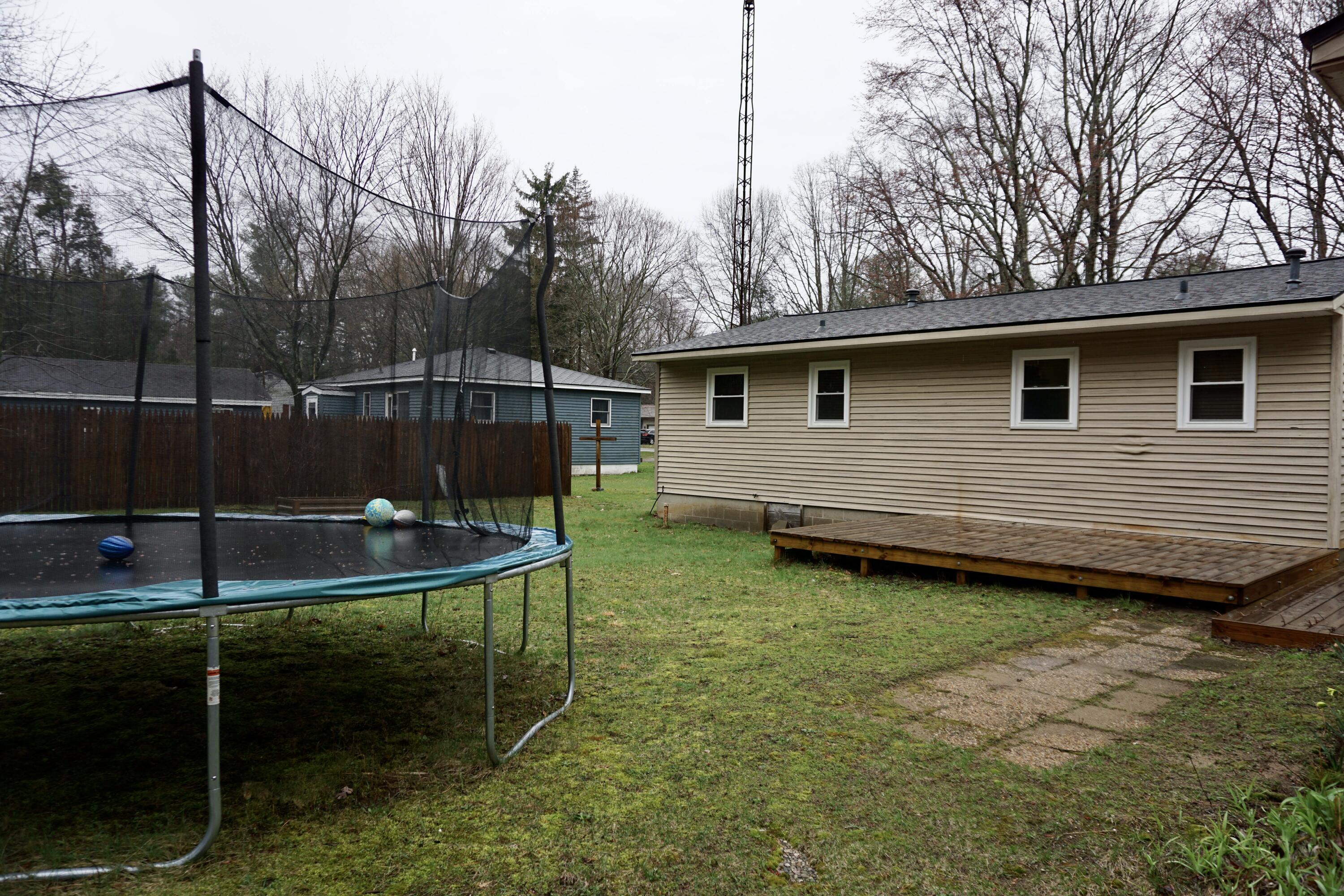2096 Horton Road Muskegon, MI 49445 - Photo 7 of 28 DSC06075
