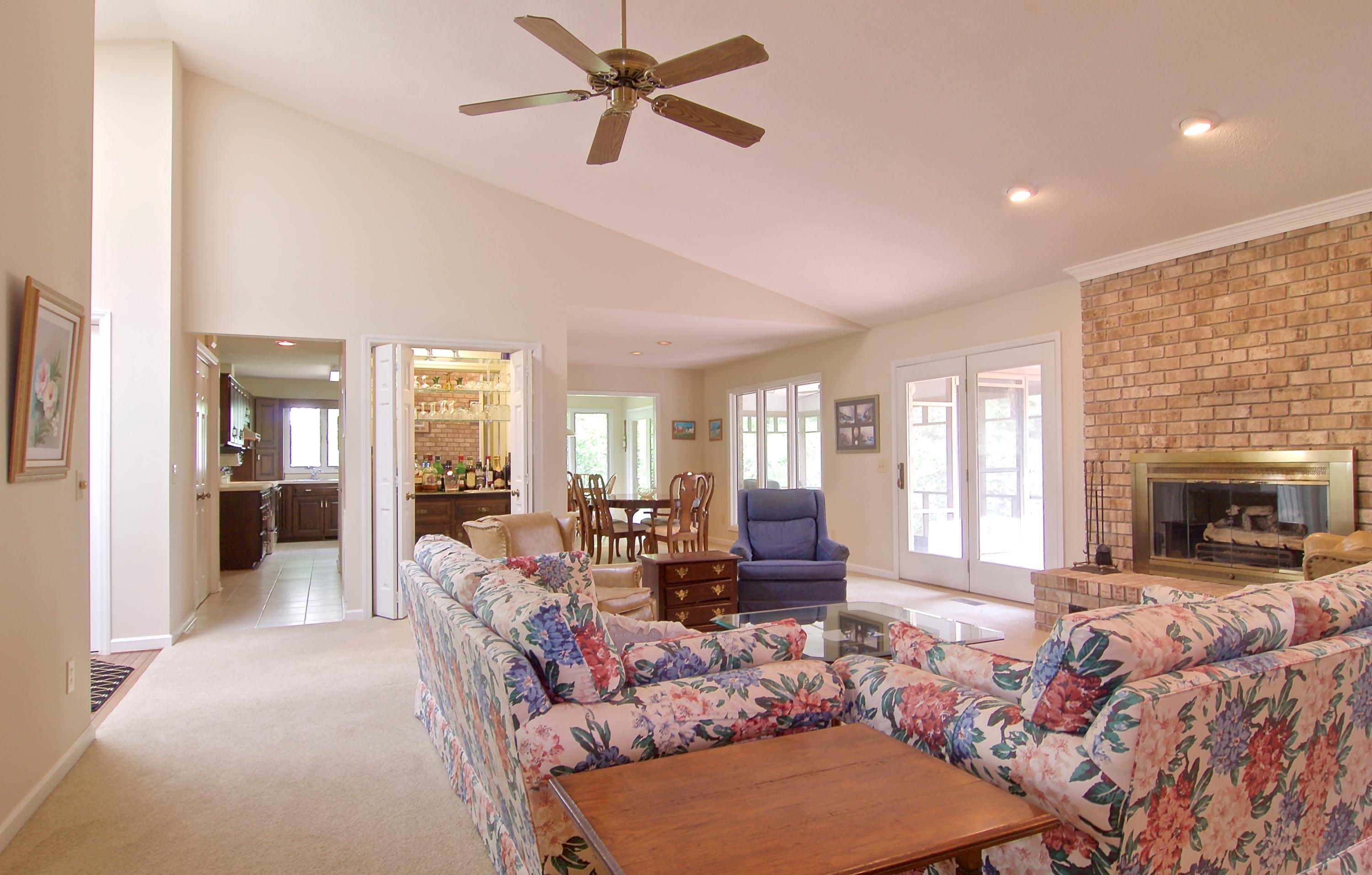 10 Driving Range Road Pinehurst, NC 28374 - Photo 5 of 25 10 Driving Range LR -DR Kitchen