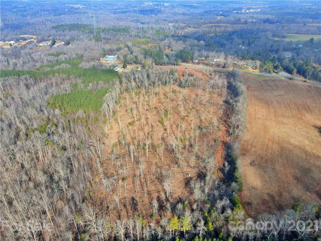 2913 Cliffside Road Shelby, NC 28152 - Photo 3 of 19 Gallery Image 3