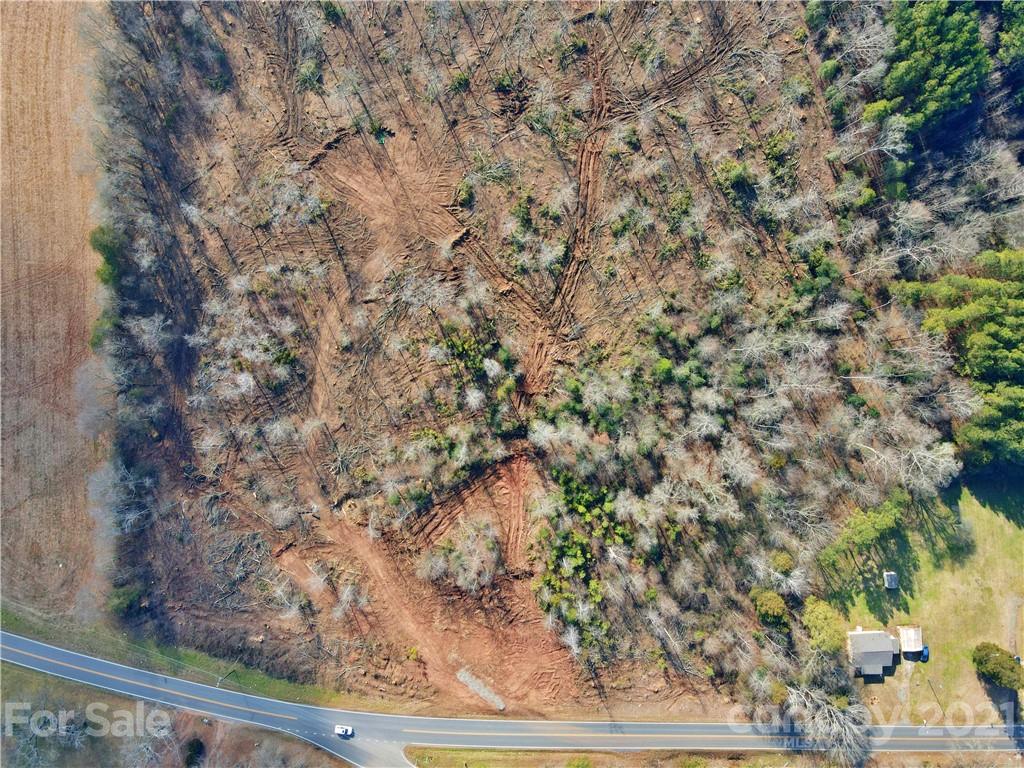 2913 Cliffside Road Shelby, NC 28152 - Photo 5 of 19 Gallery Image 5