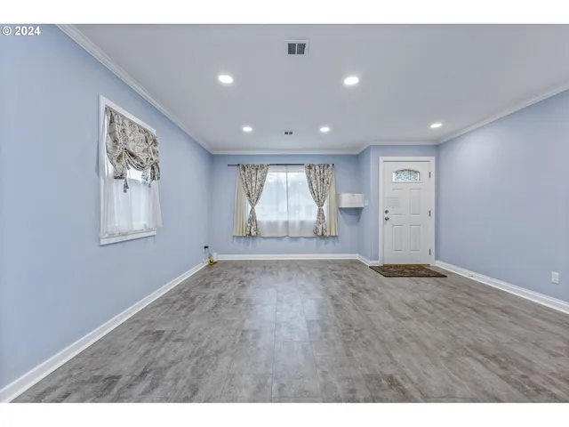 $365,000 | 567 Bliler Avenue Northeast, Salem, OR 97301