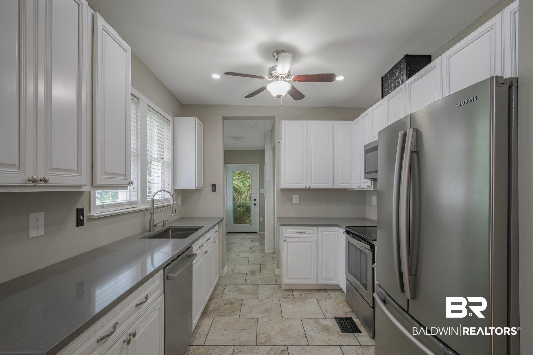 132 Florence Place Mobile, AL 36607 - Photo 22 of 49