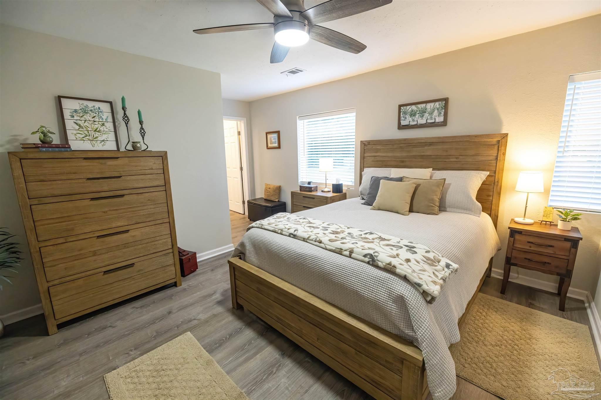 1148 West 9 & Half Mile Road Pensacola, FL 32534 - Photo 27 of 39