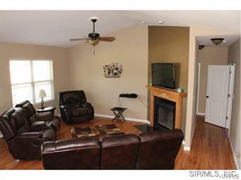 128 Ridge Crossing Lane Troy, IL 62294 - Photo 8 of 24