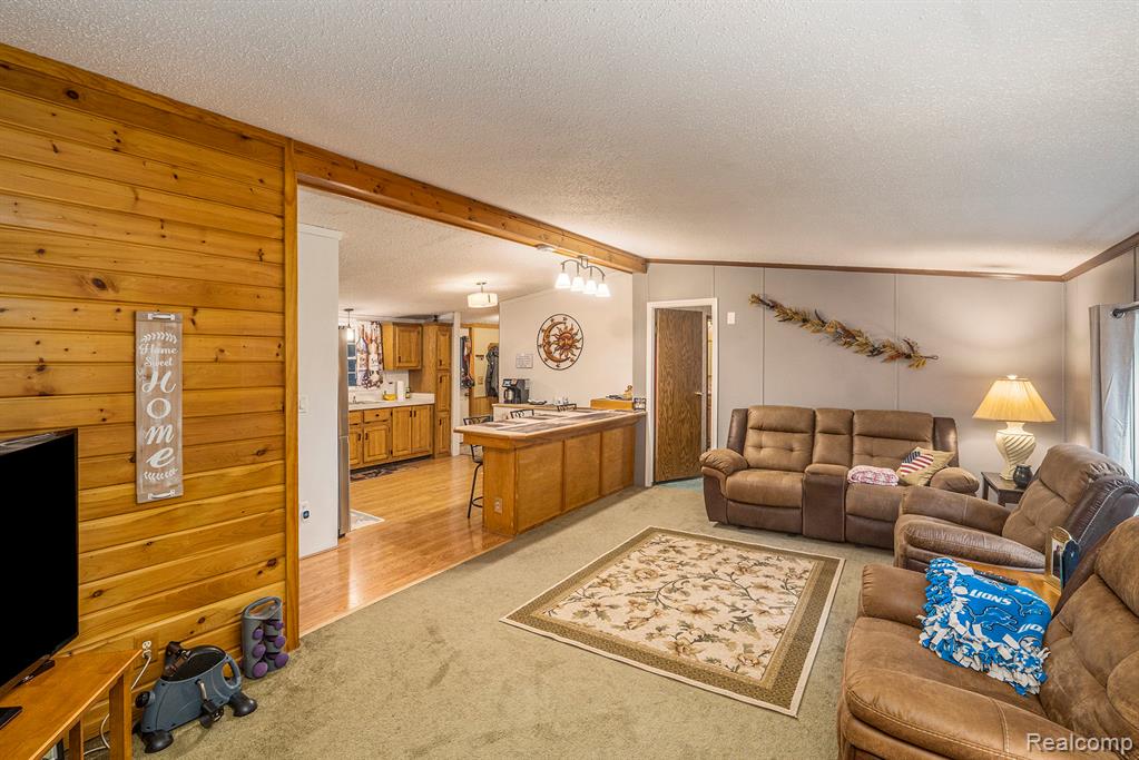 9445 Lehring Road Durand, MI 48429 - Photo 4 of 20