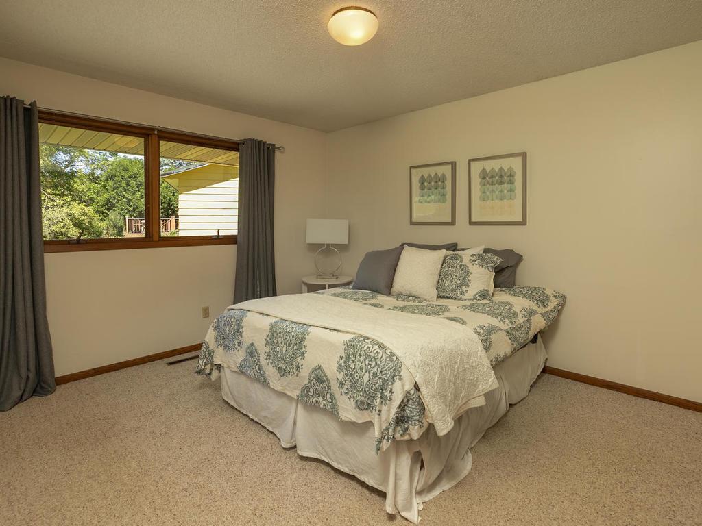 1852 36th Street Northwest Rochester, MN 55901 - Photo 14 of 30