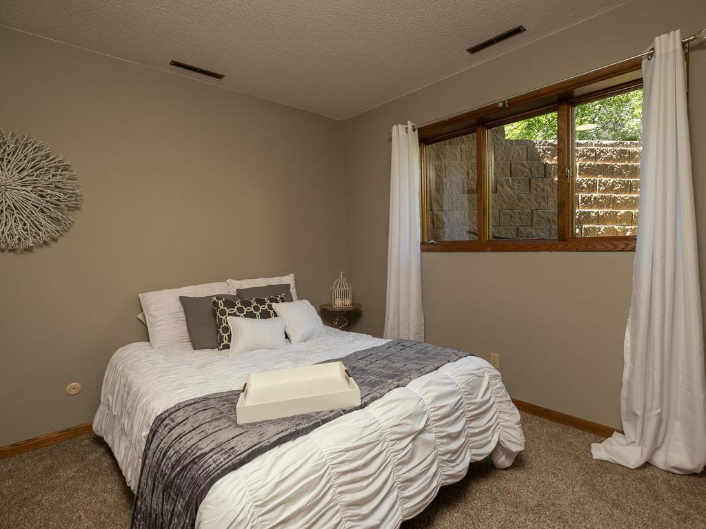 1852 36th Street Northwest Rochester, MN 55901 - Photo 21 of 30