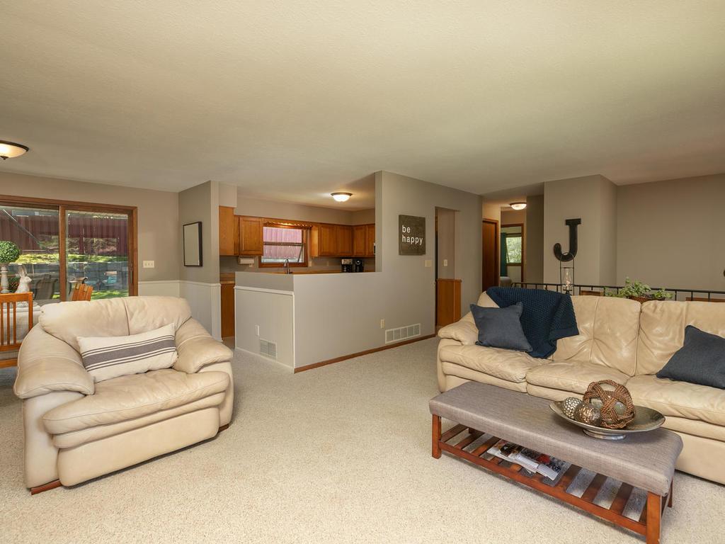 1852 36th Street Northwest Rochester, MN 55901 - Photo 6 of 30