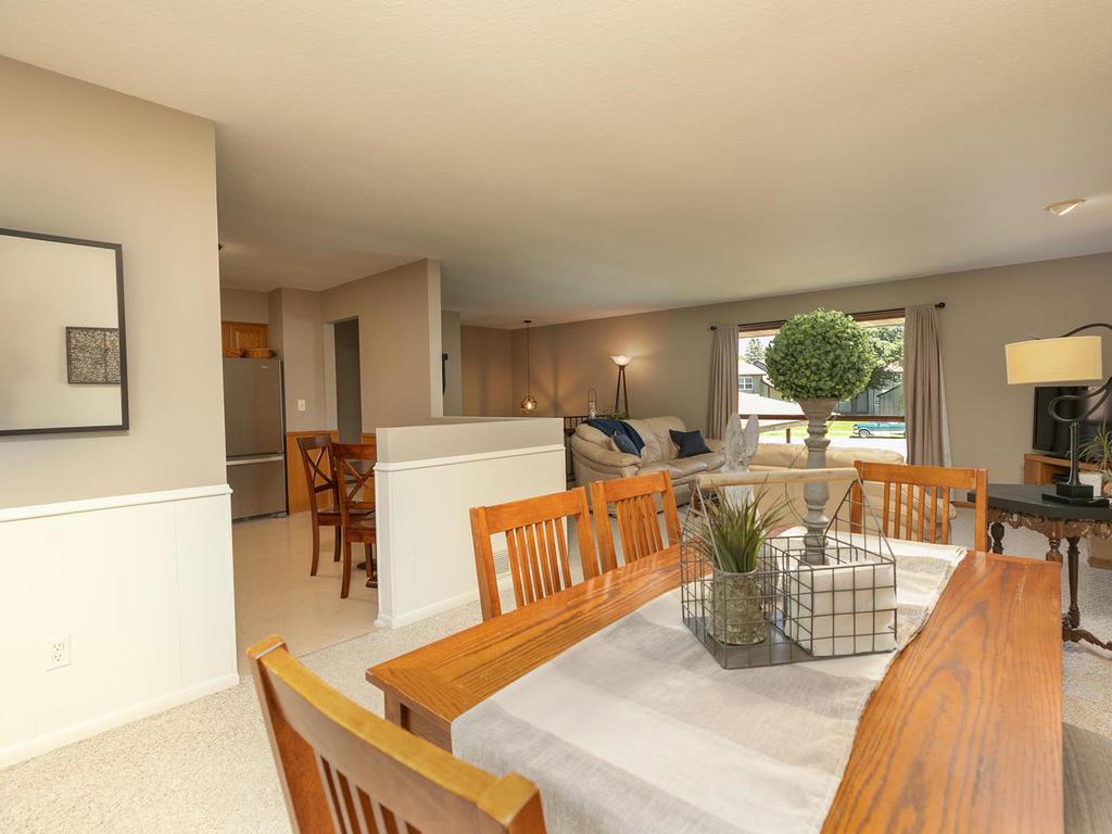 1852 36th Street Northwest Rochester, MN 55901 - Photo 9 of 30