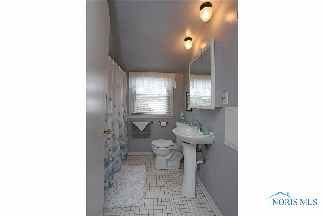 611 River Road Maumee, OH 43537 - Photo 21 of 36 Gallery Image 21