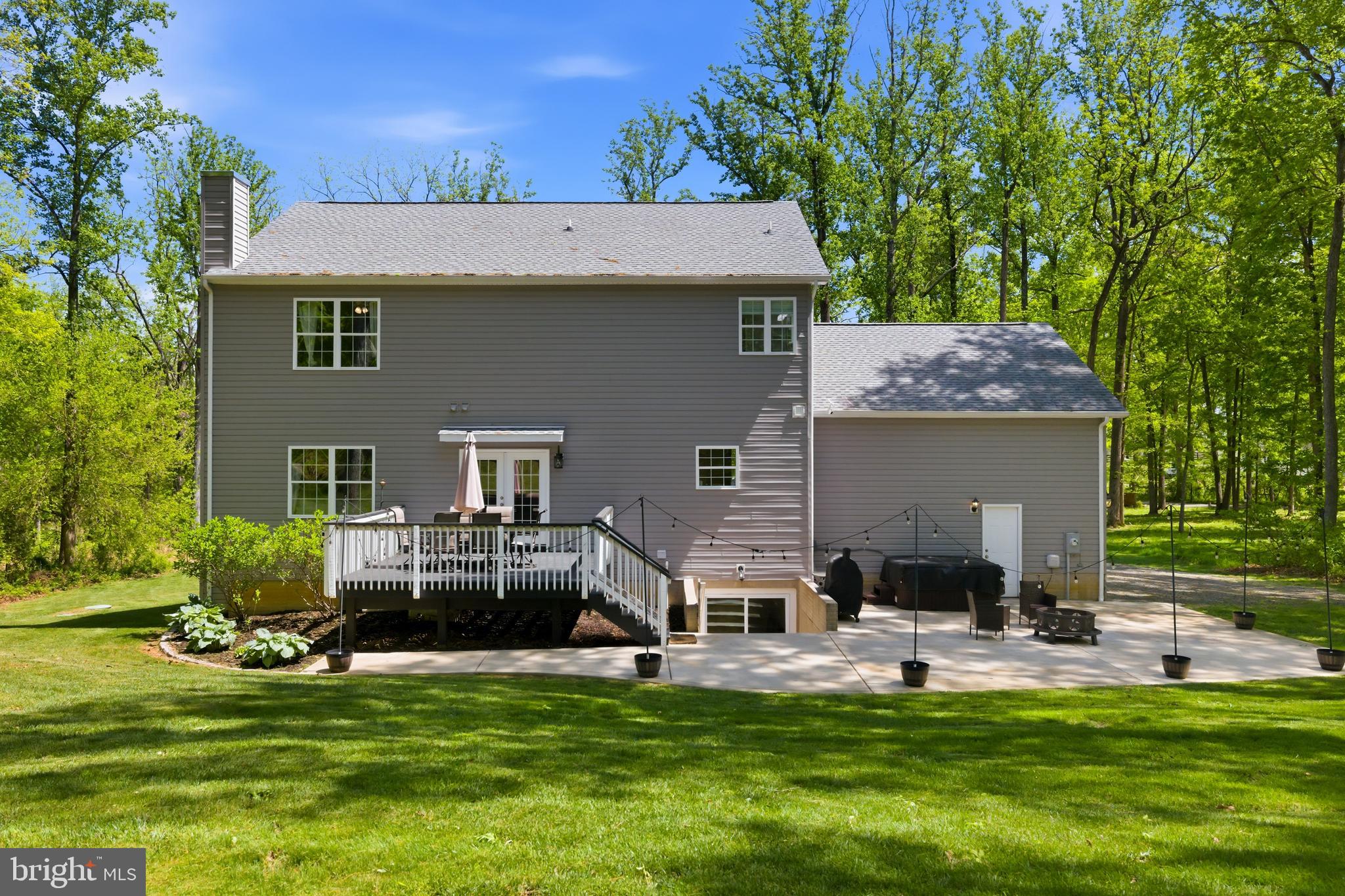 6324 Vint Hill Road Warrenton, VA 20187 - Photo 5 of 103 a view of a house with backyard and sitting area