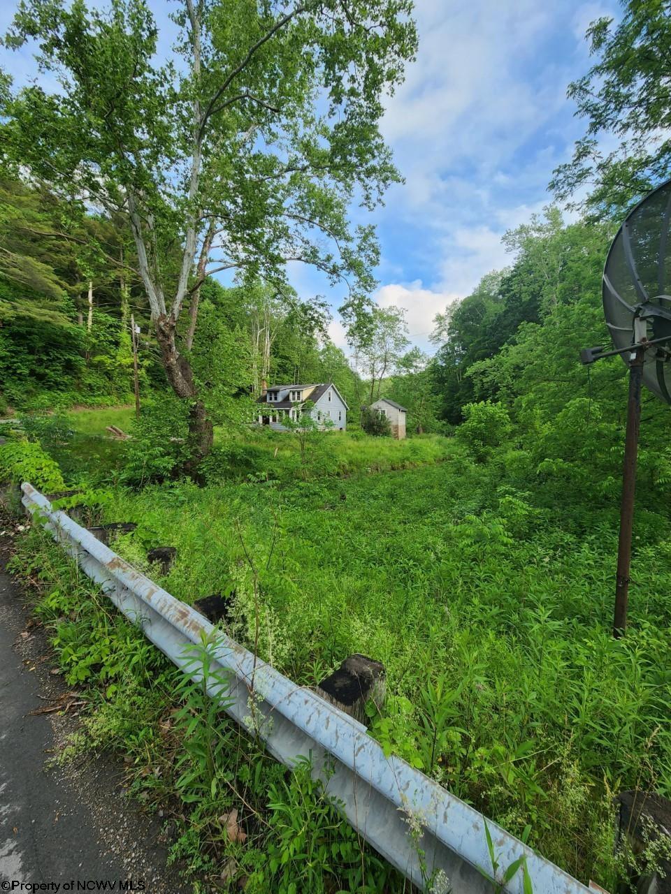 2550 Whetstone Road Mannington, WV 26582 - Photo 4 of 20 Gallery Image 4