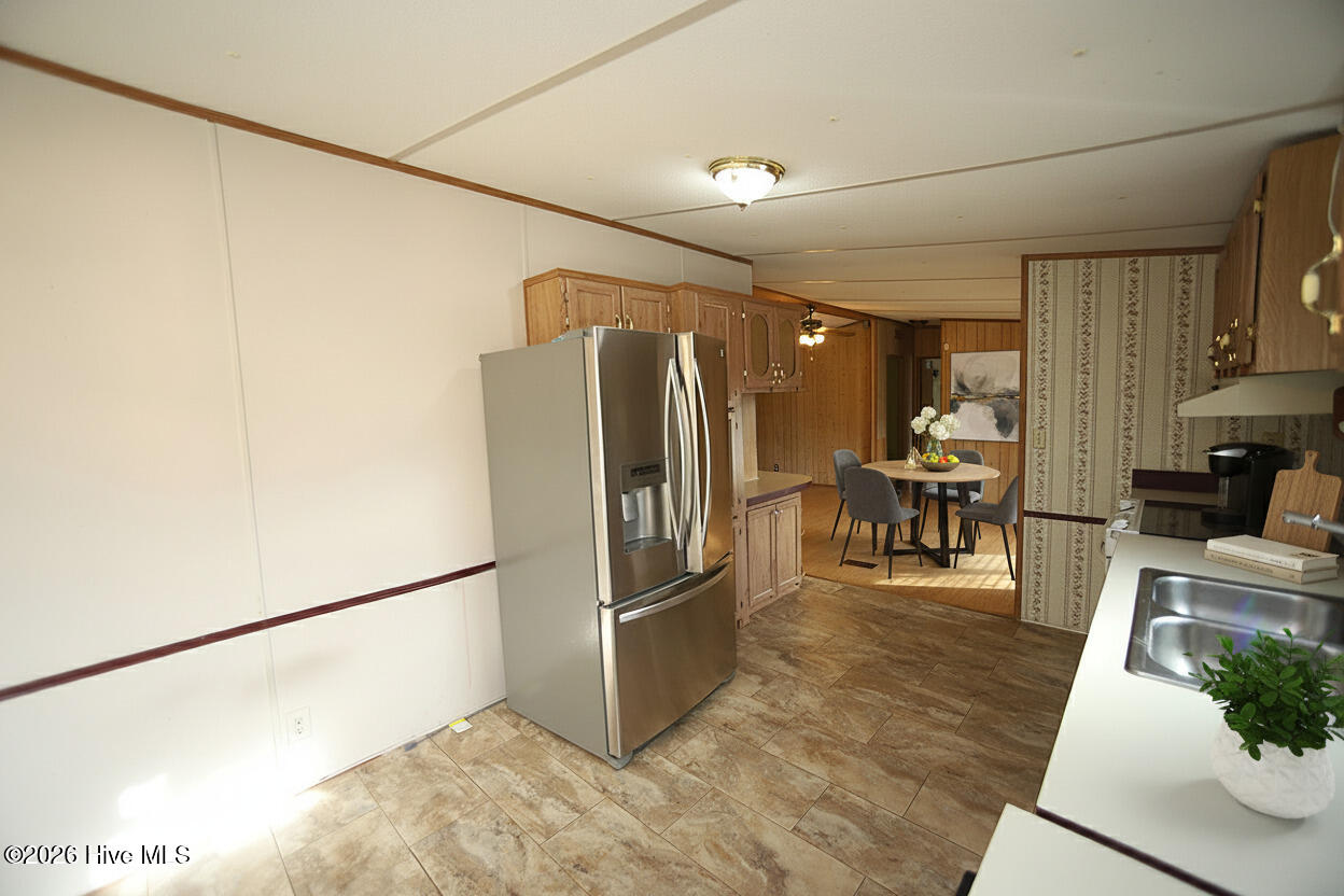 2582 Bakers Chapel Road Smithfield, NC 27577 - Photo 7 of 23 staged dining room