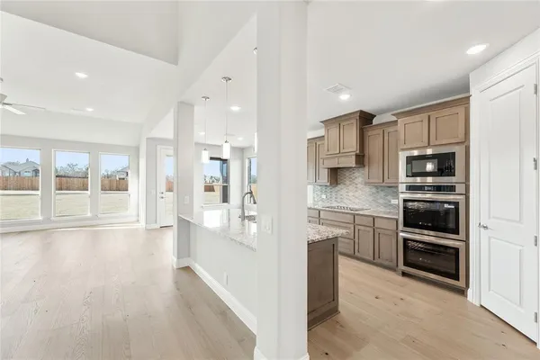 $626,000 | 733 Serenity Lane, Red Oak, TX 75154