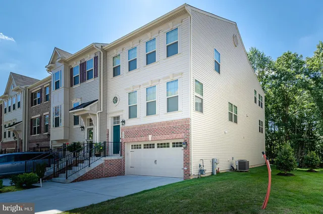$3,300 | 7523 Holly Ridge Drive, Glen Burnie, MD 21060