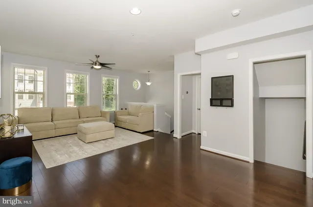 $3,300 | 7523 Holly Ridge Drive, Glen Burnie, MD 21060