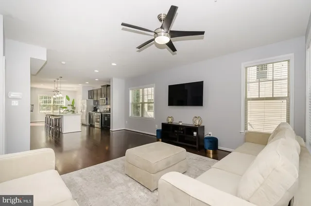 $3,300 | 7523 Holly Ridge Drive, Glen Burnie, MD 21060