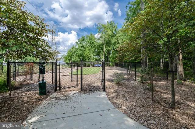 $3,300 | 7523 Holly Ridge Drive, Glen Burnie, MD 21060