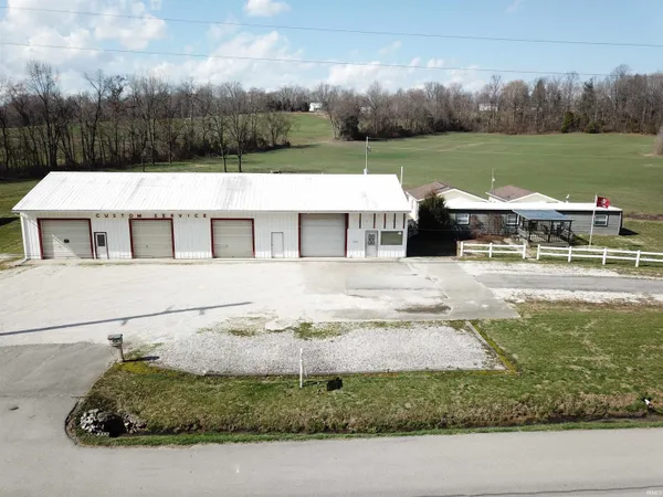 $450,000 | 5891 Highway 231, Jasper, IN 47546