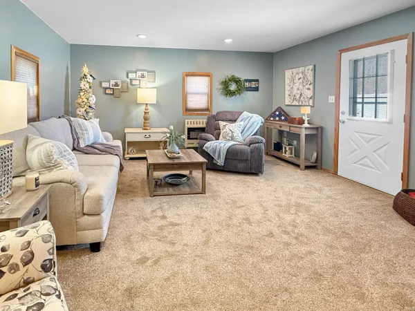 $440,000 | 5891 Highway 231, Jasper, IN 47546