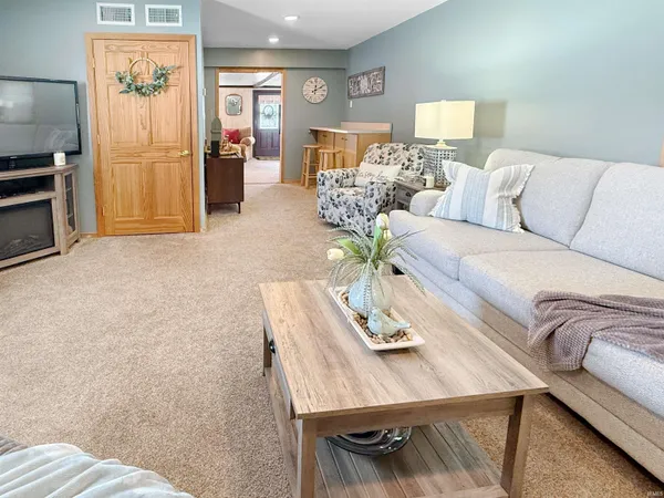 $440,000 | 5891 Highway 231, Jasper, IN 47546