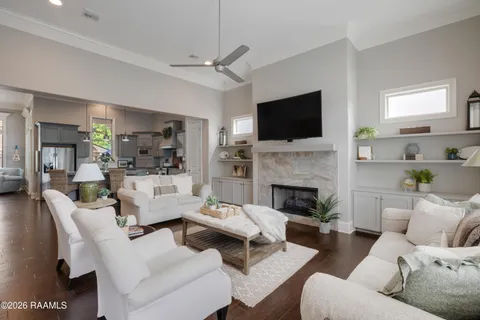 $520,000 | 103 Gardenwood Lane, Lafayette, LA 70508