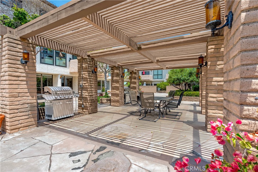 12300 Montecito Road, Unit 27 Seal Beach, CA 90740 - Photo 42 of 45 BBQ Area