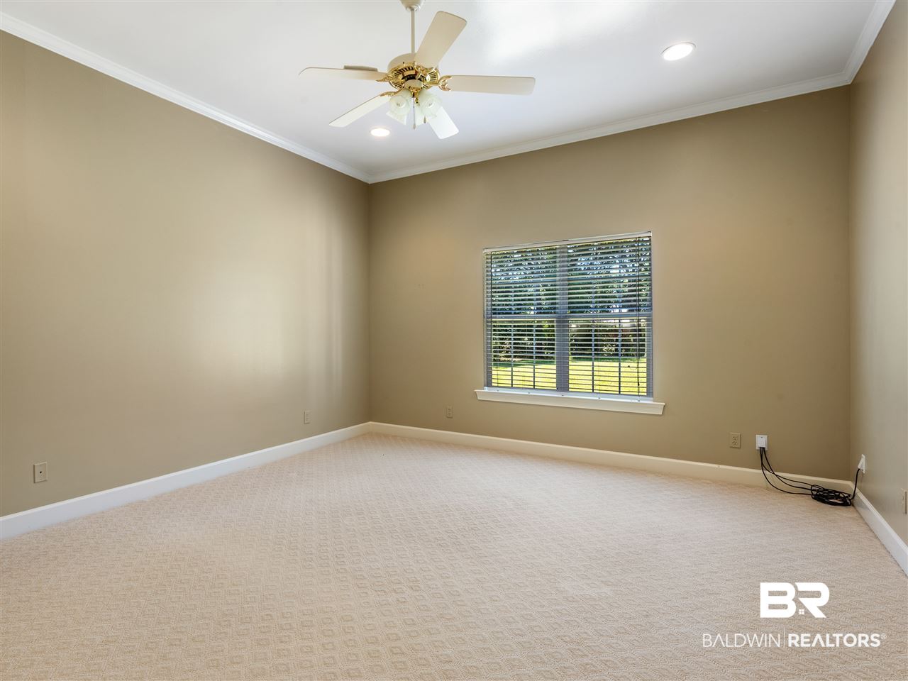 9886 Merritt Court Fairhope, AL 36532 - Photo 29 of 39 Spacious 16 x 14 master