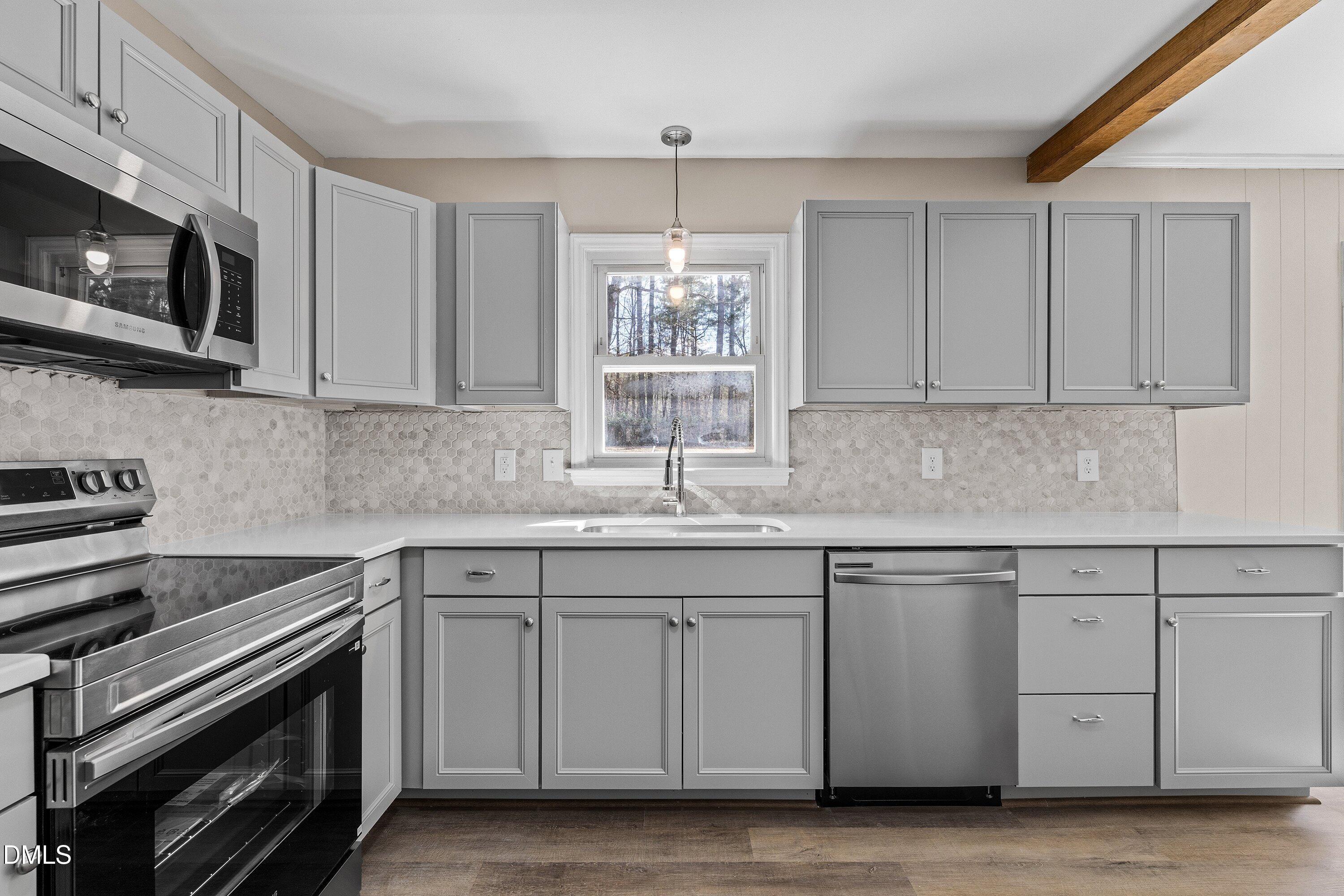 722 Forge Road Durham, NC 27713 - Photo 4 of 25 16-16-722 Forge Rd_5228