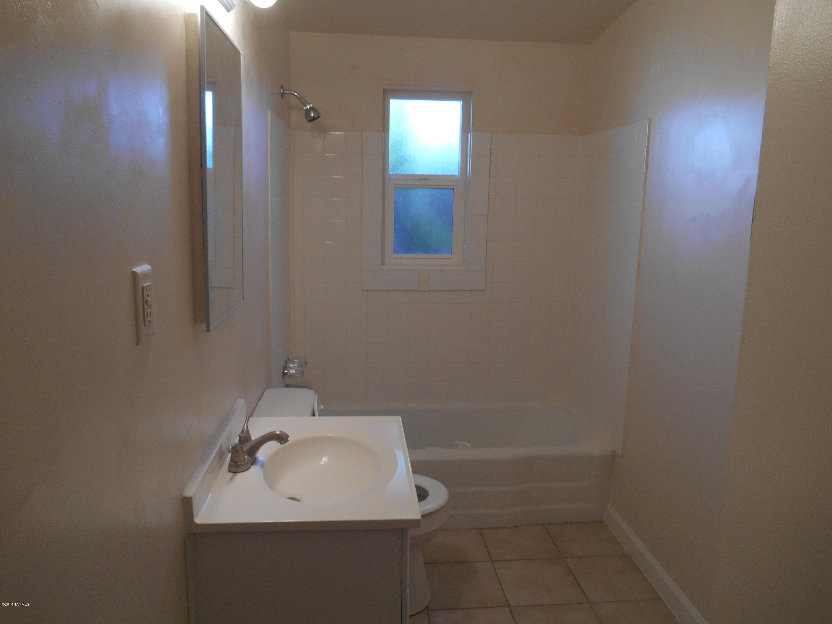1323 West Pastime Road Tucson, AZ 85705 - Photo 5 of 13