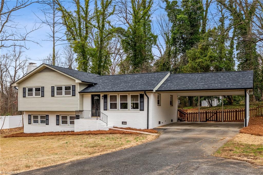 1113 Rustic Road Greensboro, NC 27410 - Photo 2 of 50