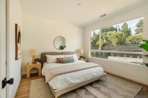 $1,202,790 | 3859 North Riley Lane, Los Angeles, CA 90065