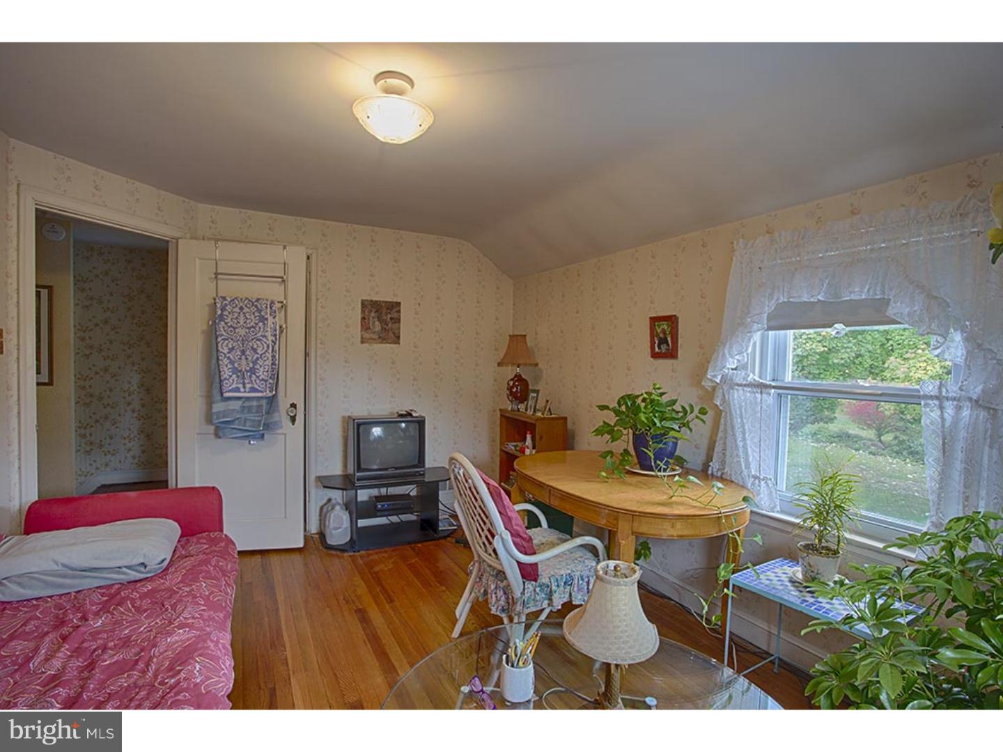 104 Spruce Street Shillington, PA 19607 - Photo 6 of 19