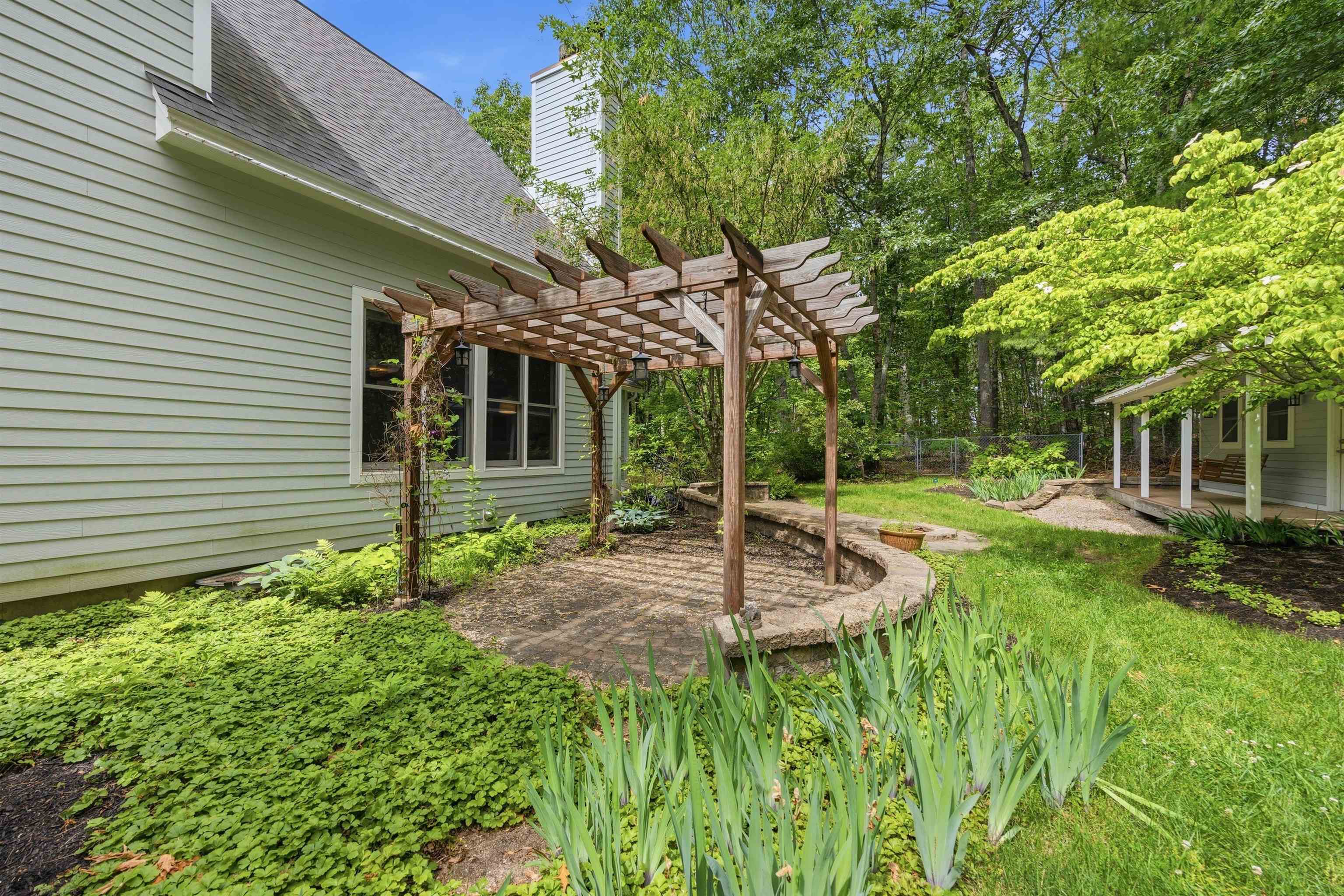8 Freshet Road Madbury, NH 03823 - Photo 4 of 56