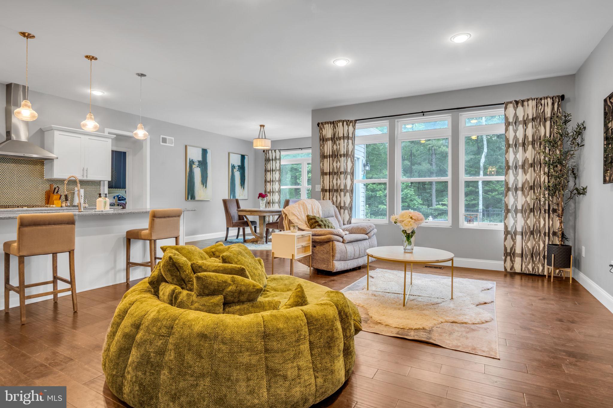 110 Freys Road Elizabethtown, PA 17022 - Photo 8 of 47 Bright and inviting open living space.
