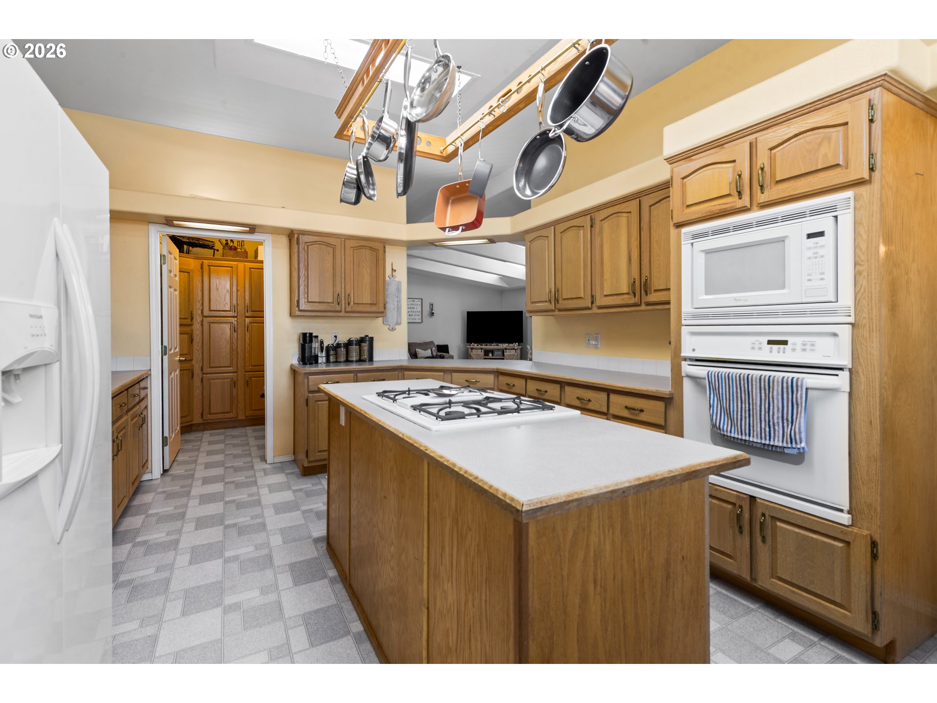 320 High Street Adams, OR 97810 - Photo 13 of 47