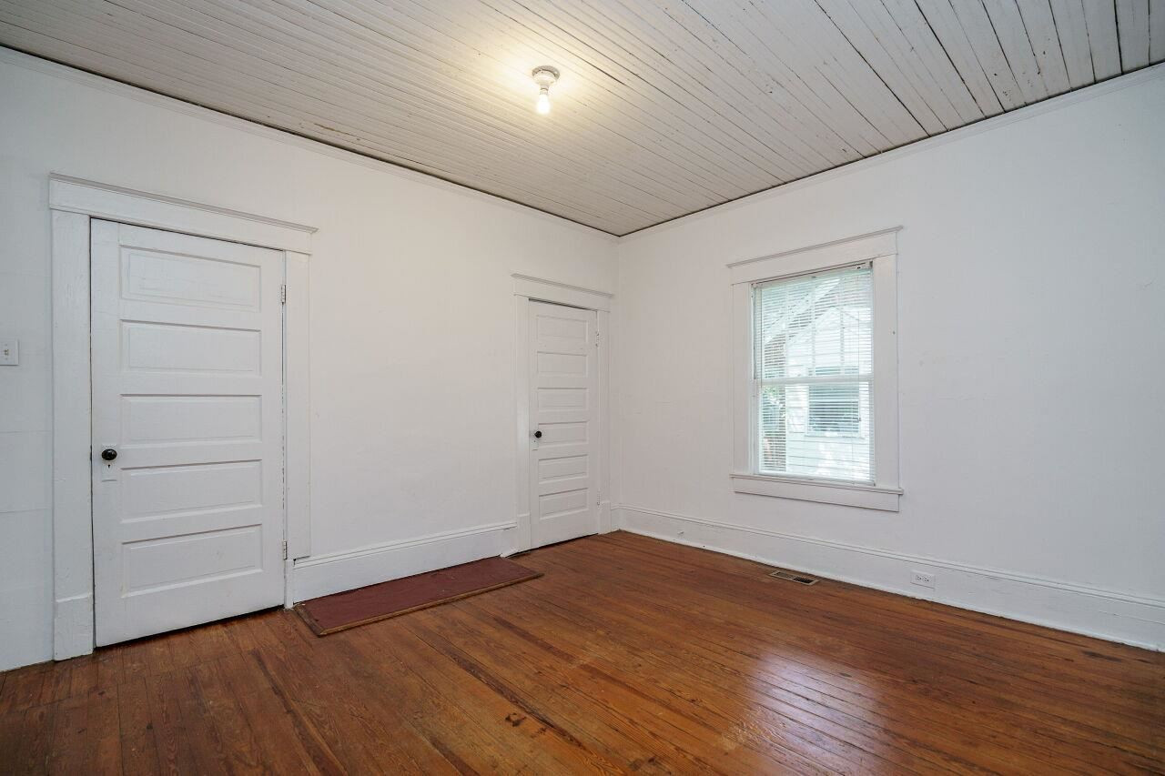 105 East Whitaker Mill Road Raleigh, NC 27608 - Photo 19 of 21 Photo 19