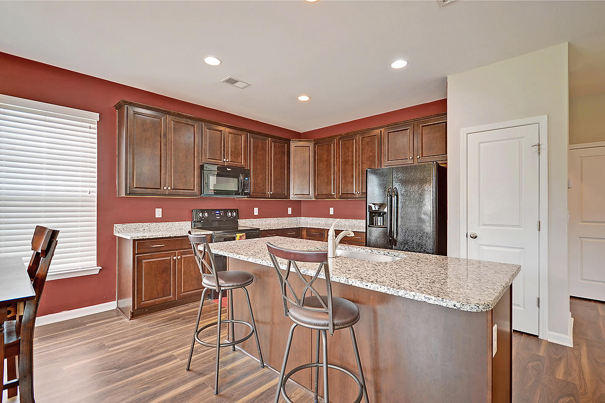 305 Saucer Road Summerville, SC 29486 - Photo 14 of 46 CREM_305 Saucer_018