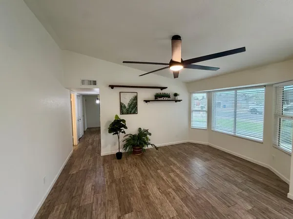 $2,600 | 3761 East Dulciana Avenue, Mesa, AZ 85206