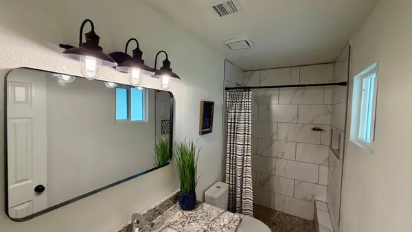 $2,600 | 3761 East Dulciana Avenue, Mesa, AZ 85206