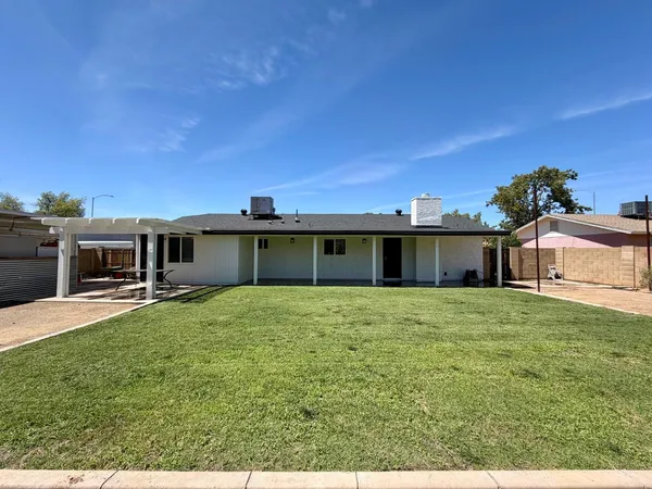 $2,600 | 3761 East Dulciana Avenue, Mesa, AZ 85206