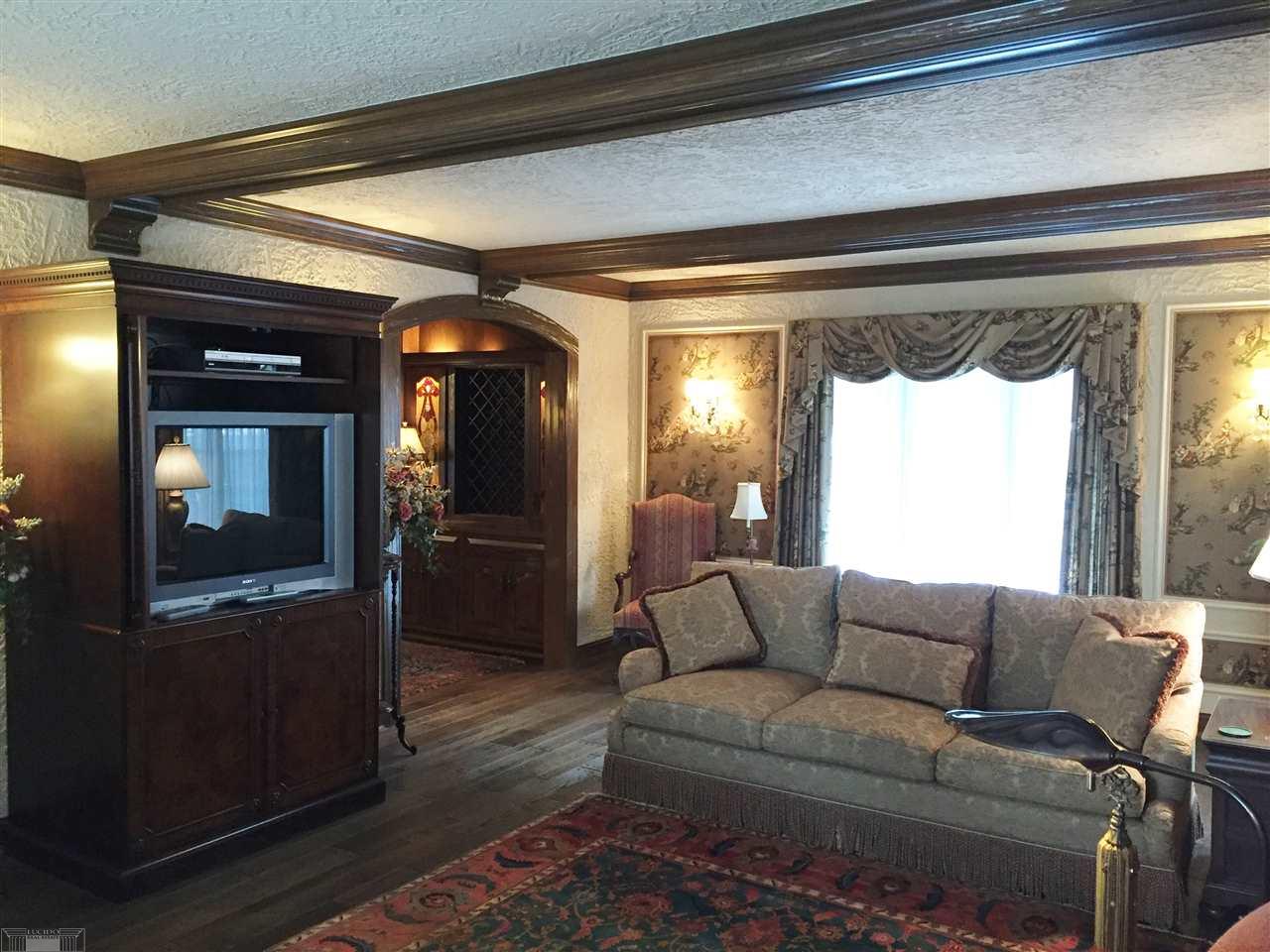 741 Shelden Road Grosse Pointe Shores, MI 48236 - Photo 5 of 52