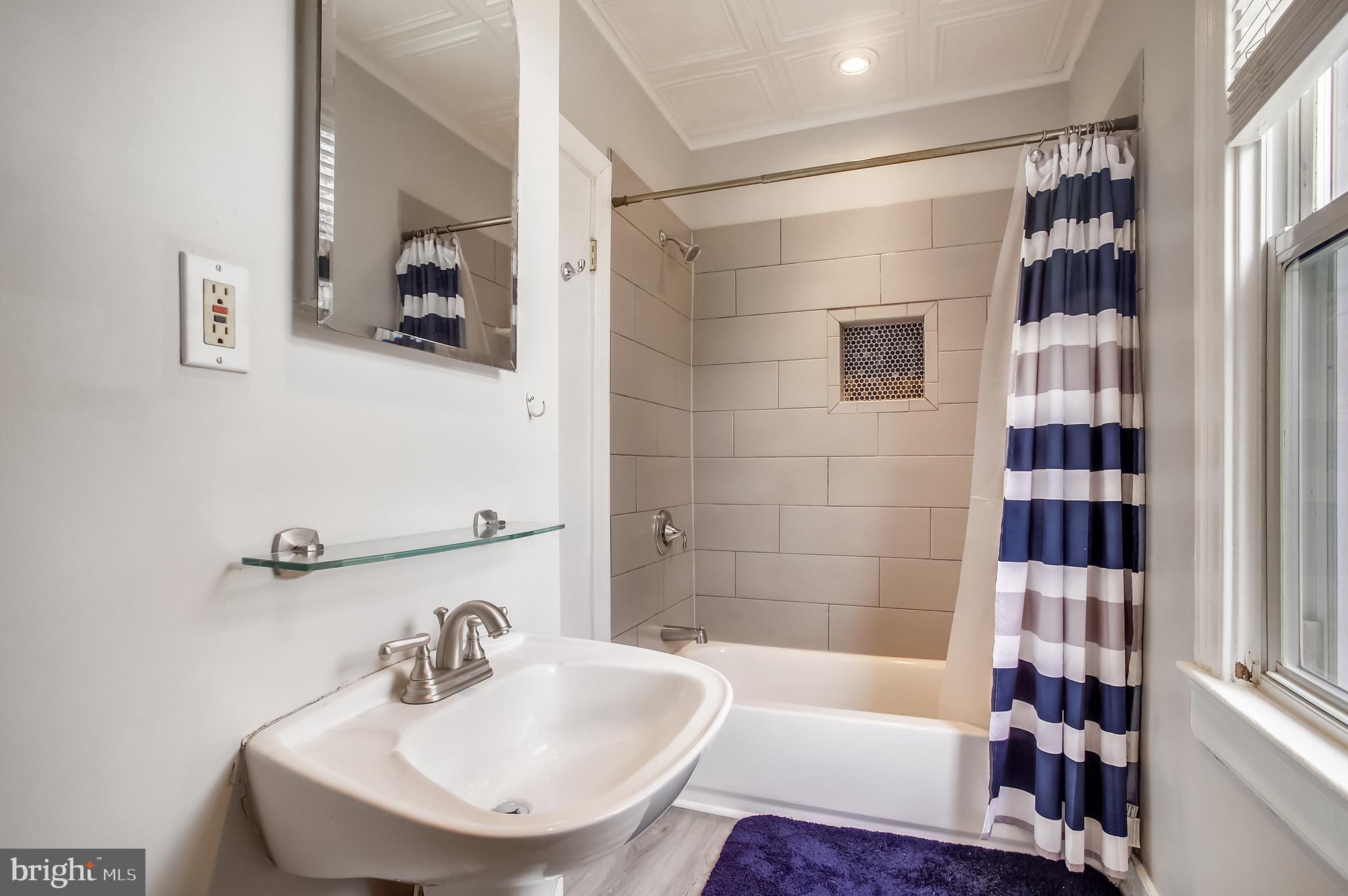 105 Nelson Road Baltimore, MD 21208 - Photo 19 of 51 Generous recently updated Full Bath on 2nd Level
