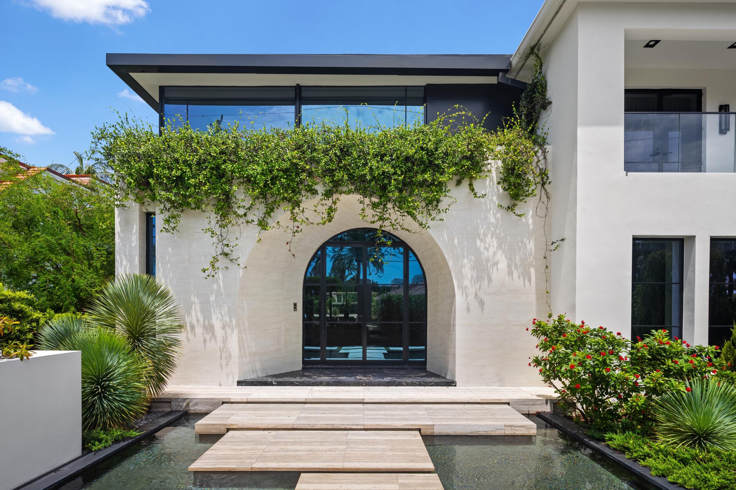2401 Spanish River Road Boca Raton, FL 33432 - Photo 18 of 116 Front 7