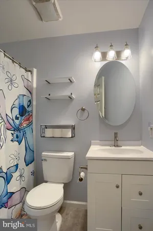 $359,900 | 915 Derbyshire Avenue, Mechanicsburg, PA 17055