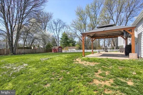 $359,900 | 915 Derbyshire Avenue, Mechanicsburg, PA 17055