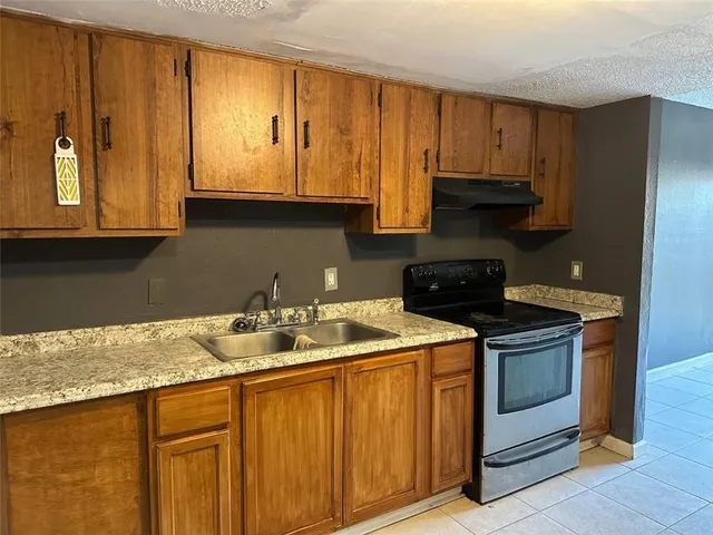 $1,250 | 5645 Tullis Drive, New Orleans, LA 70131