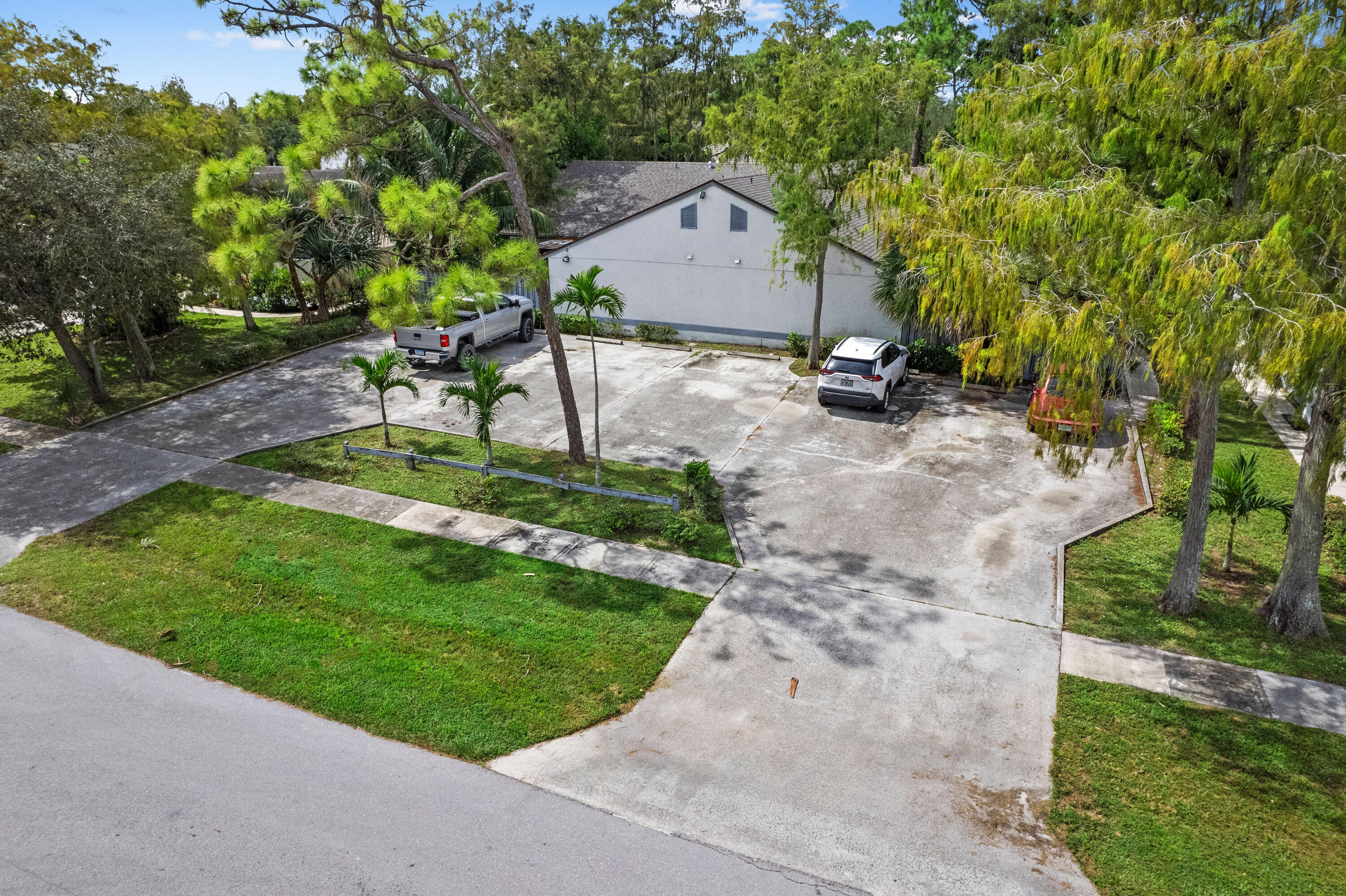 1567 Hawthorne Place Wellington, FL 33414 - Photo 19 of 23 DJI_0062